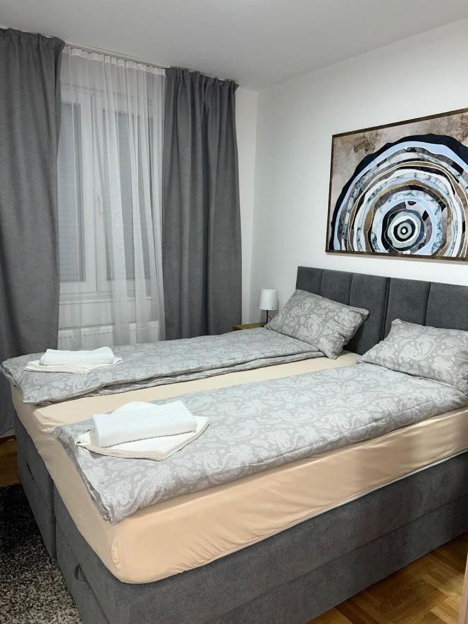 Sunshine Apartments - วาลเยโว ภายนอก รูปภาพ